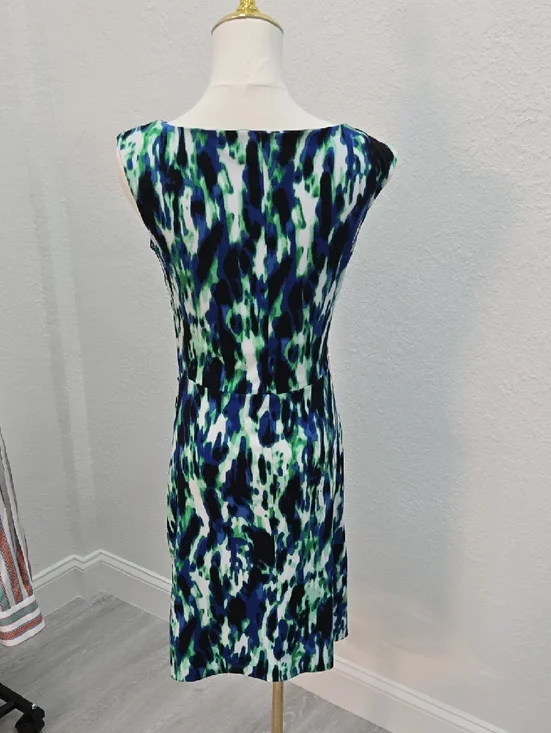 Sleeveless Midi Dress in Blue, Green & White Twist-Front - Picture 4 of 5